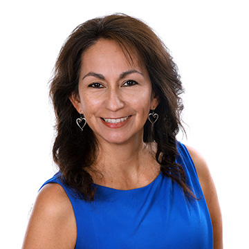 Sandra Garza - Renewals & Customer Service